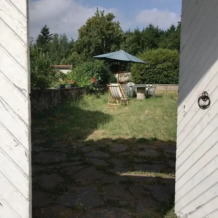 Maison Calme Avec Grand Terrain, Proche Commodites Et Sites Medievaux - Fr-1-582-133 Holiday home Allegre