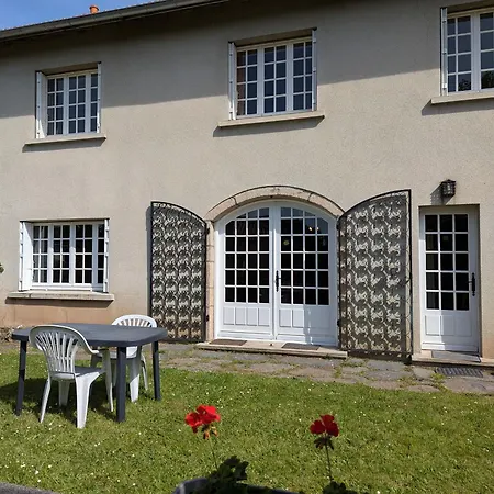 Maison Calme Avec Grand Terrain, Proche Commodites Et Sites Medievaux - Fr-1-582-133 Holiday home
